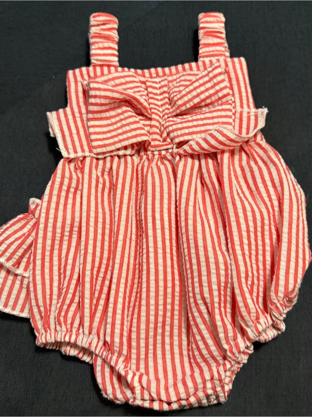 Baby Girl Red and White Seersucker Ruffle Romper Sz 68 (3-6M)
